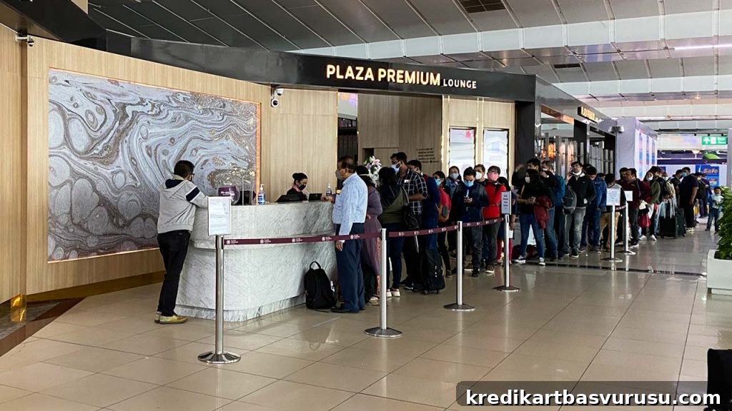 Delhi Airport Lounge - Queue