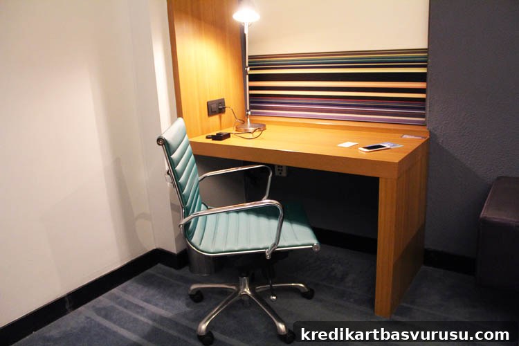Aloft Worktable