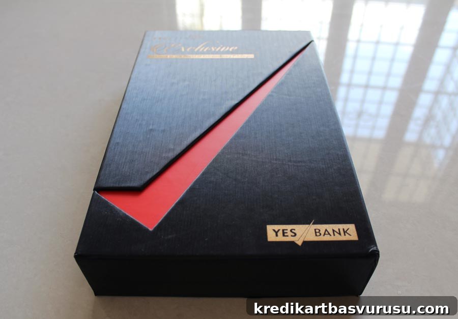 Yes First Exclusive Card Box shining – Closer Look