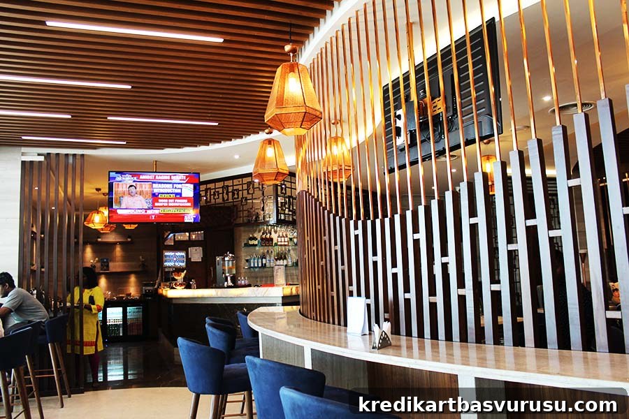 TFS Travel Club Lounge Chennai – High Stools