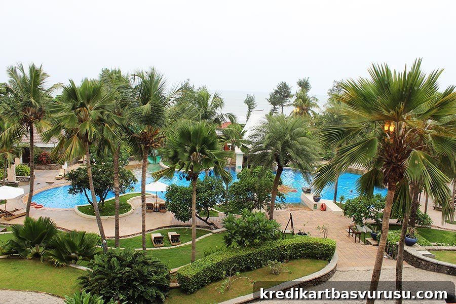 Taj Fishermans Cove – Pool & Sea View