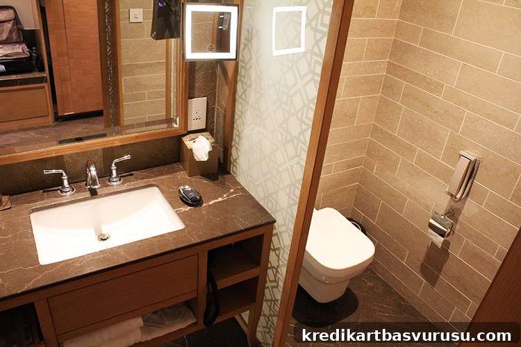Taj Fishermans Cove – Bathroom (not so spacious)