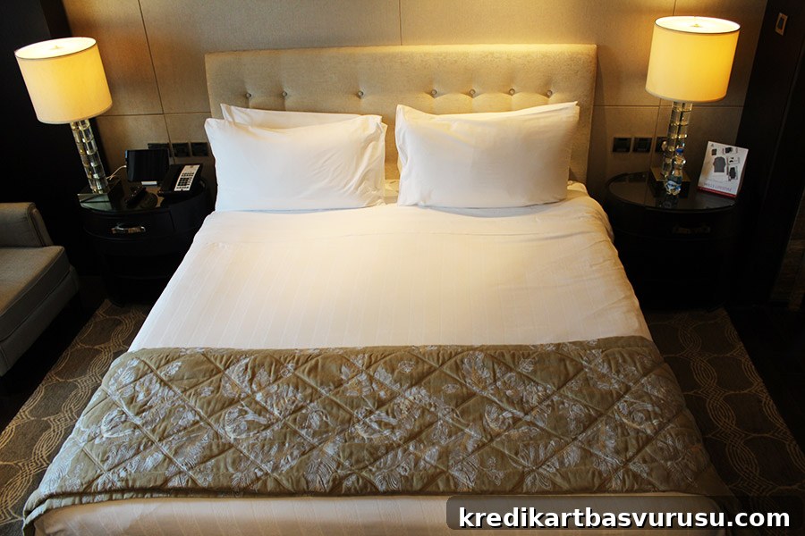 ITC Grand Chola – Bedroom_1