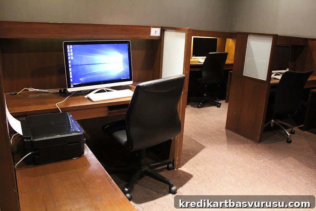Royal Silk Lounge, Bangkok Airport – Business Center