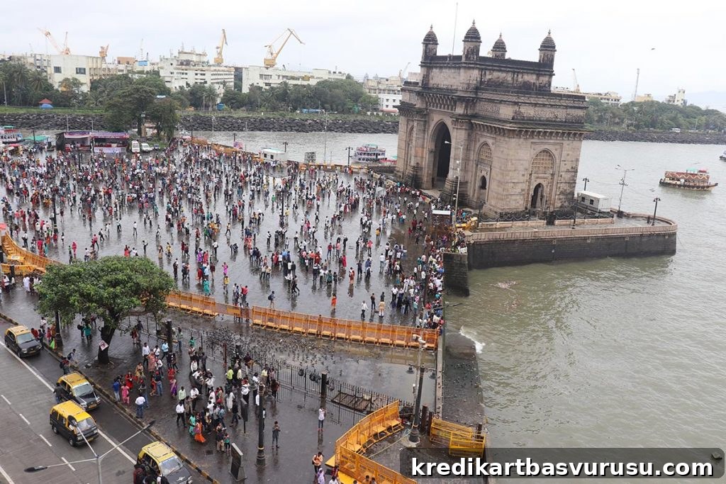 View of Gateway of India
